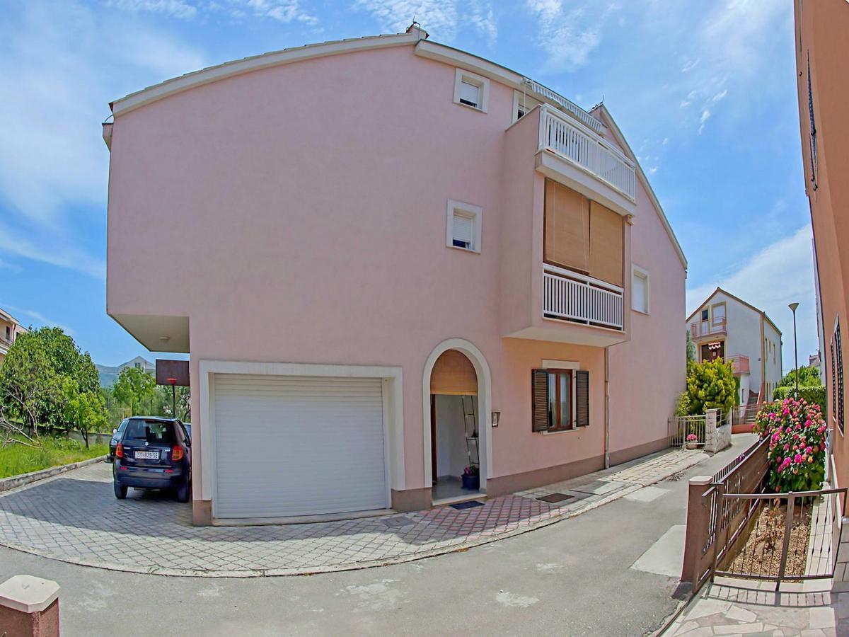 Apartments Damir Kaštel Štafilić Extérieur photo